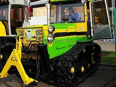 Купить гусеничный трактор Т-402А