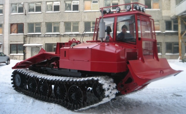 Трелевочный трактор Онежец-310