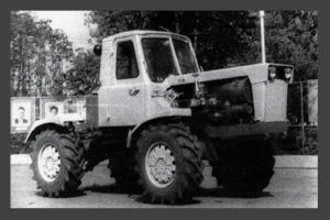 История трактора